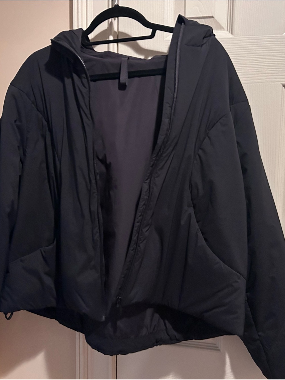 Women’s Black Hooded Puffer Jacket